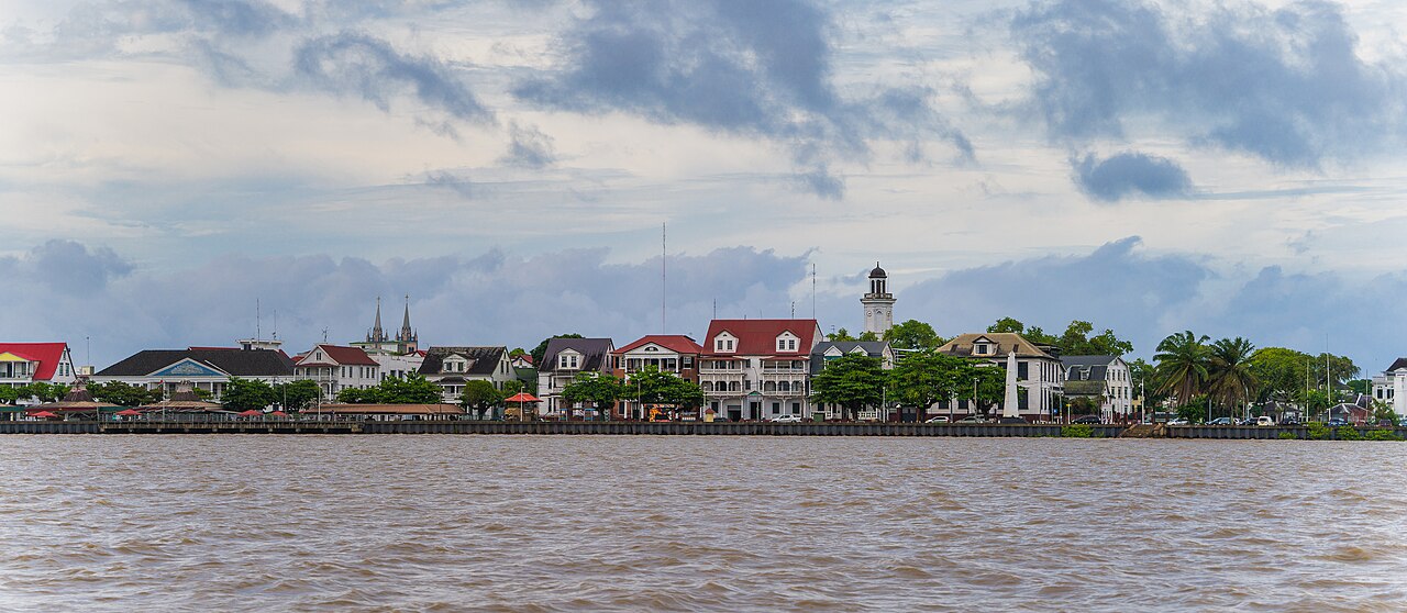 Widok na Paramaribo